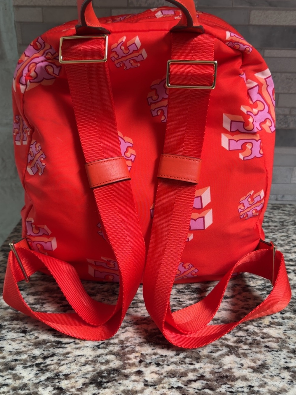 Tory Burch Red Backpack with Pink Logo Motif - Picture 7 of 7